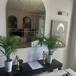 Golden Dreams Of Lejlighed